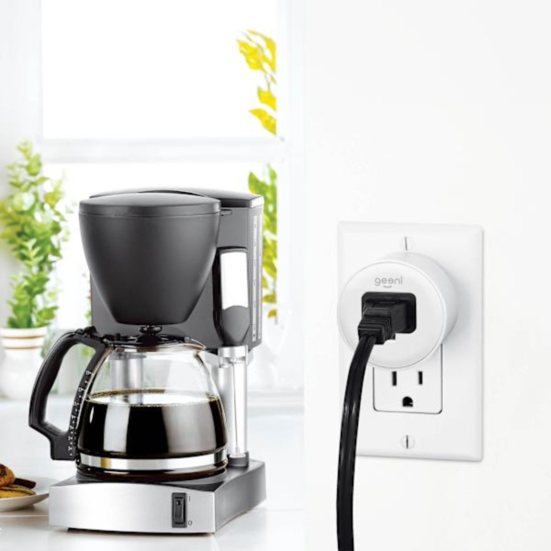 Geeni Smart Wifi Dot Plug, 4.7″