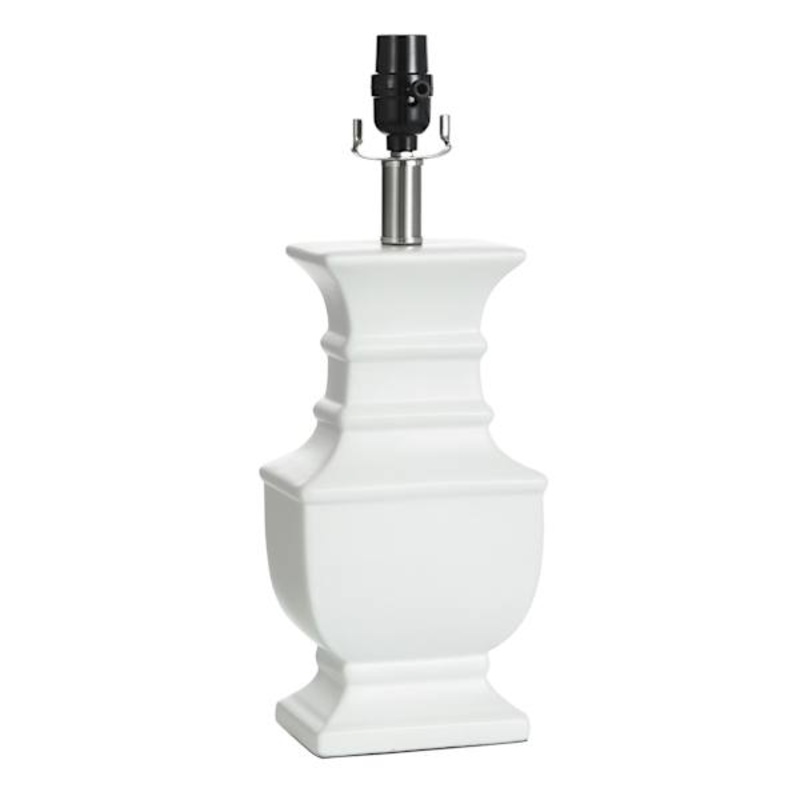 17In White Ceramic Traditonal Accent Lamp