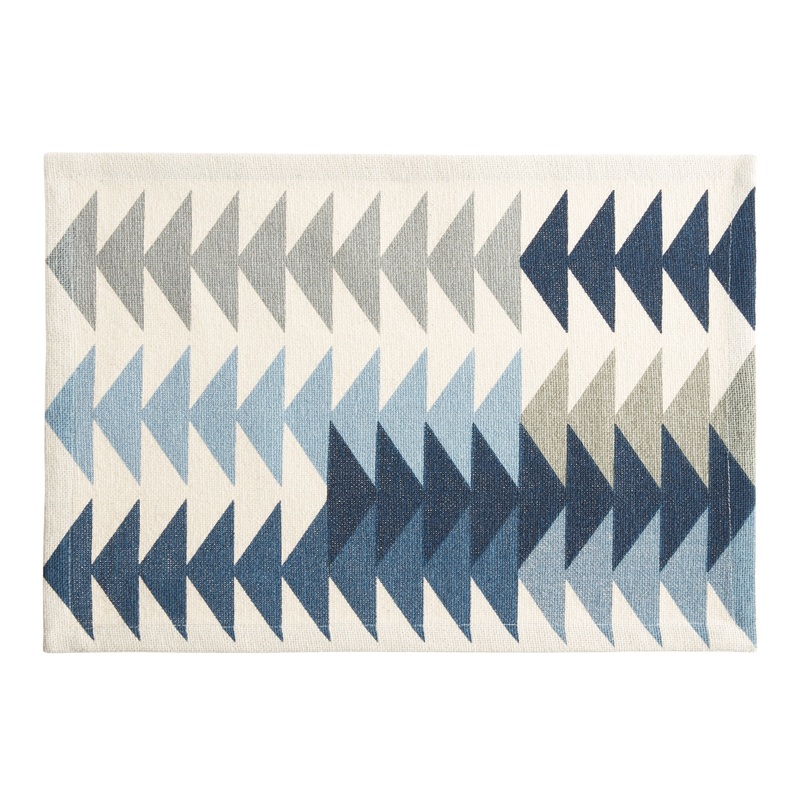 Ivory and Blue Geometric Arrows Placemat