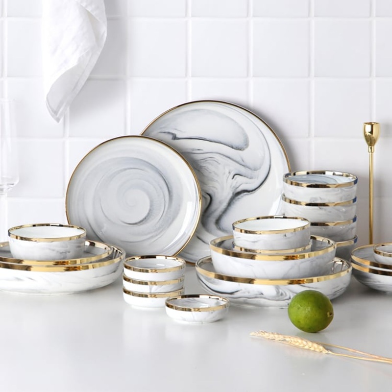 Modern Dinnerware 18-Piece White&Gray Ceramic Dinnerware Gold Rim